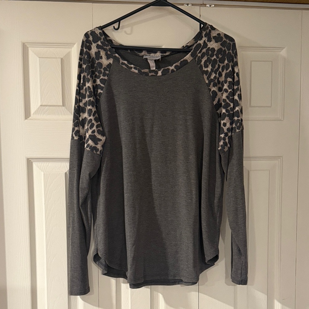 Women’s Blouse